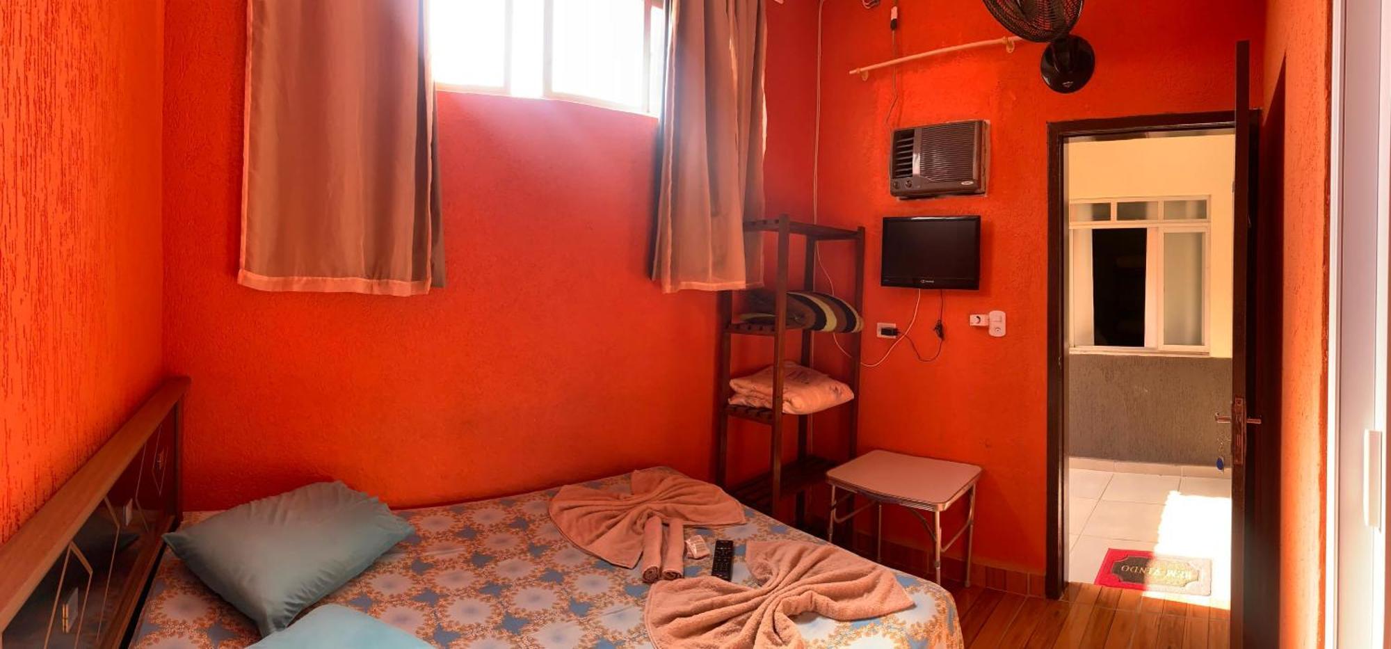 Guest house Fenix,com Piscina -250 Metros Da